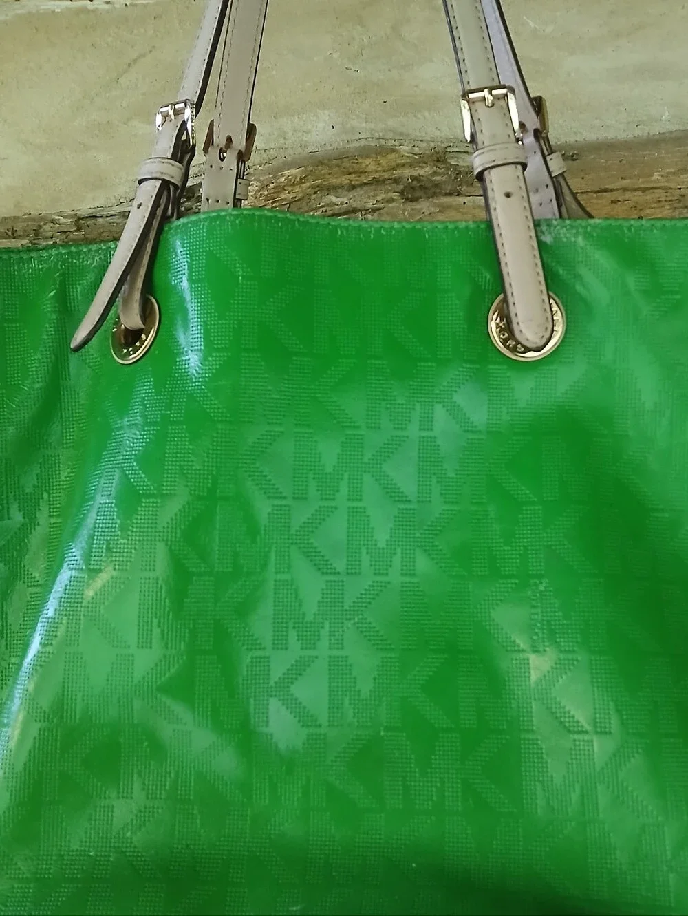 Michael Korrs Palm Green Jet Set Grab Bag Tote 17
